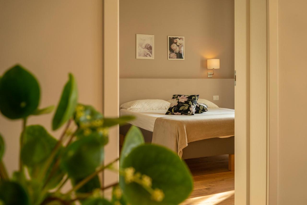 Ferienwohnung La Mascarana Lesa Exterior foto