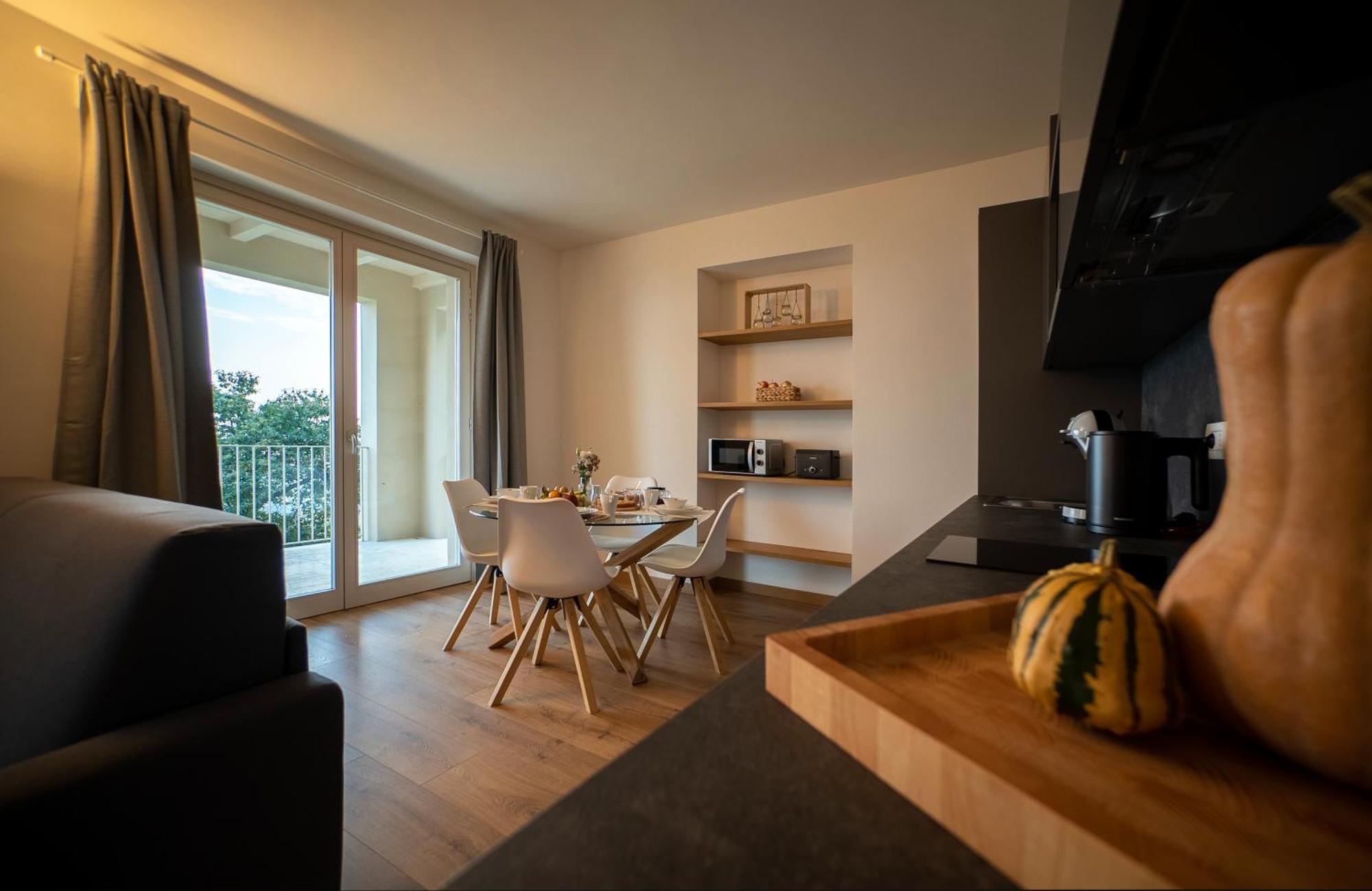 Ferienwohnung La Mascarana Lesa Zimmer foto